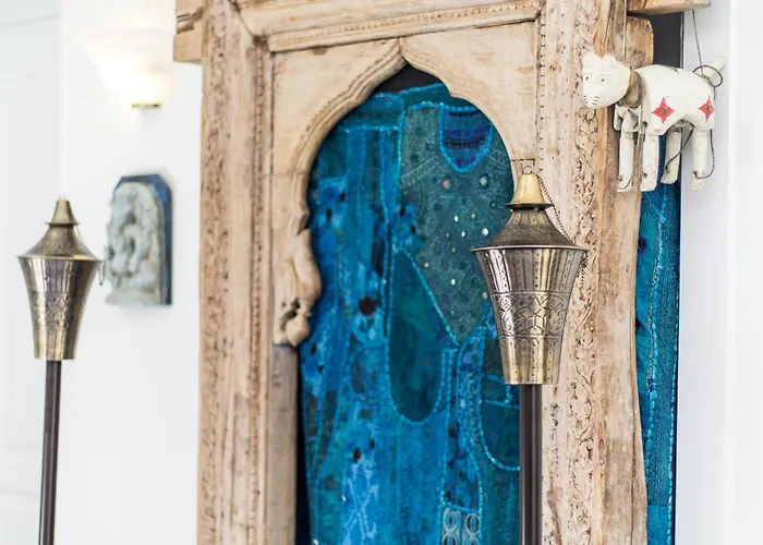 L'home Du Monde 3* Bretteville-l'Orgueilleuse