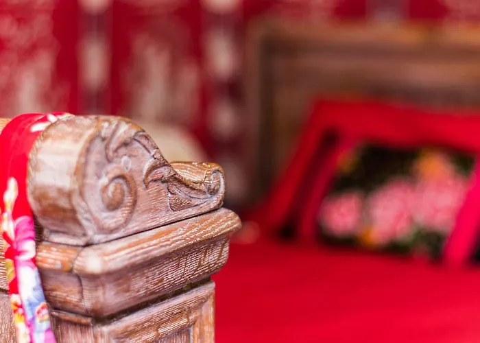 Bed & Breakfast L'home Du Monde 3*